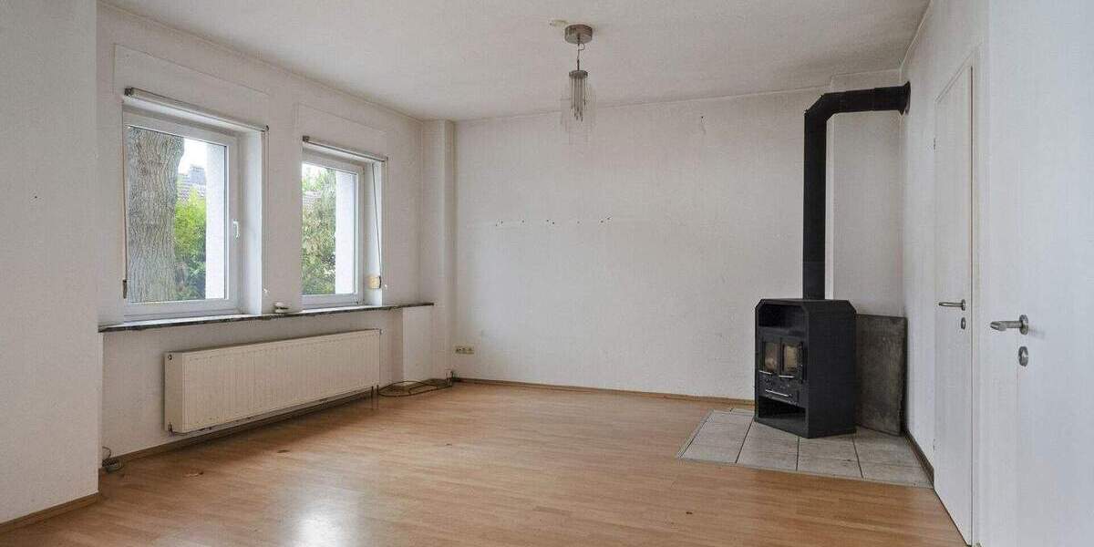 Mehrfamilienhaus, Wohnhaus Geilenkirchen - 6 Zimmer, 140 m&sup2;, 369.000&euro; | Angebot:25707174