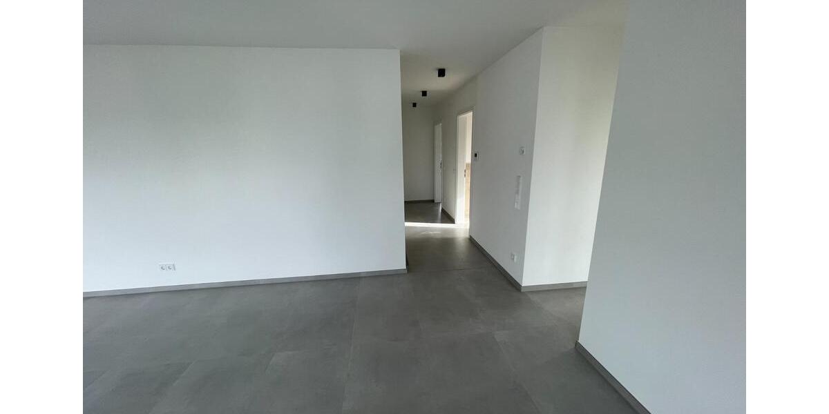 Etagenwohnung Baesweiler - 3 Zimmer, 100 m&sup2;, 1.380&euro; | Angebot:25831736