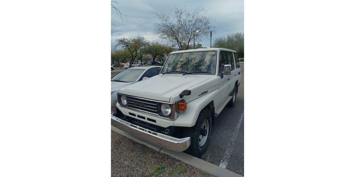 Toyota Land Cruiser 134.000 km 39.000 € Scottsdale 