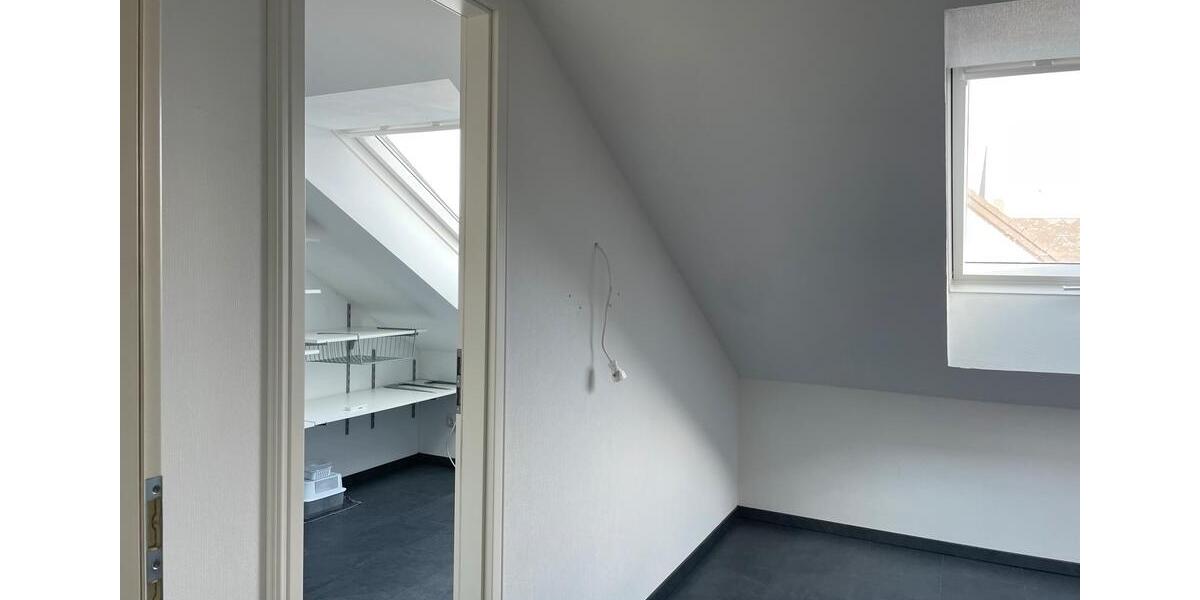 Reihenhaus Eschweiler - 6 Zimmer, 120 m&sup2;, 1.700&euro; | Angebot:26177405