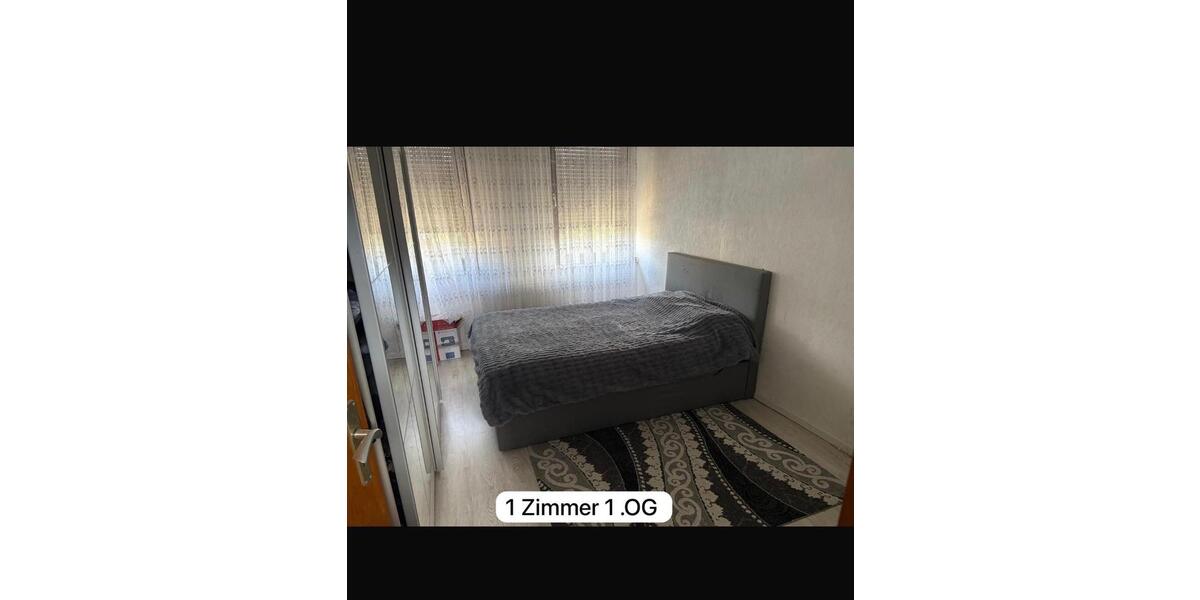 Reihenhaus Eschweiler - 8 Zimmer, 170 m&sup2;, 1.950&euro; | Angebot:26051080