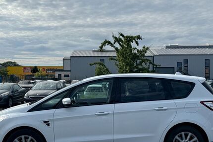 Ford S-Max 199.500 km 8.200 &euro; Düren 52351