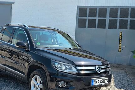 VW Tiguan 160.655 km 9.950 &euro; Übach-Palenberg bei Aachen 52531