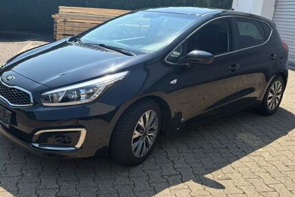 Kia ceed / Ceed 78.000 km 10.100 &euro; Baesweiler 52499