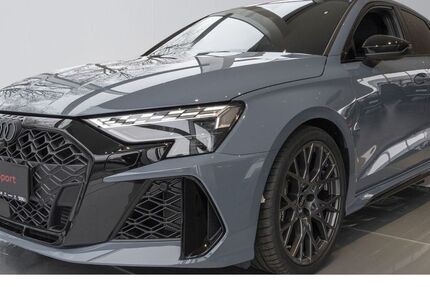 Audi RS3 4.700 km 75.490 &euro; Düren 52351