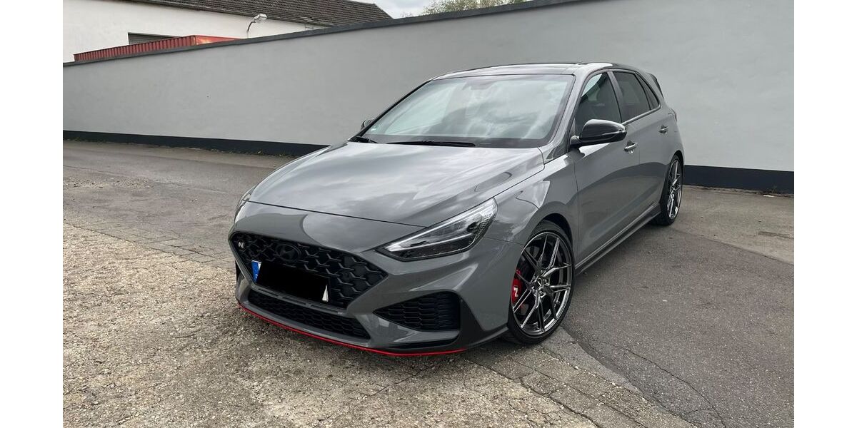 Hyundai i30 41.000 km 30.999 &euro; Aachen 52076