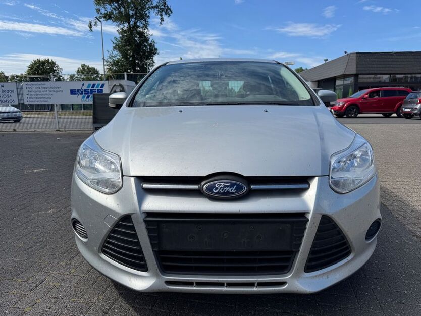 Ford Focus 200.000 km 3.900 € Alsdorf 52477