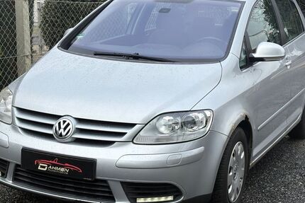 VW Golf 300.000 km 1.350 &euro; Niederzier-Selhausen 52382