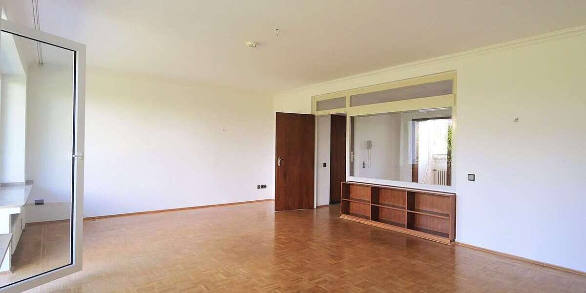 Etagenwohnung Aachen / Beverau Beverau - 3 Zimmer, 110 m&sup2;, 1.210&euro; | Angebot:27181216