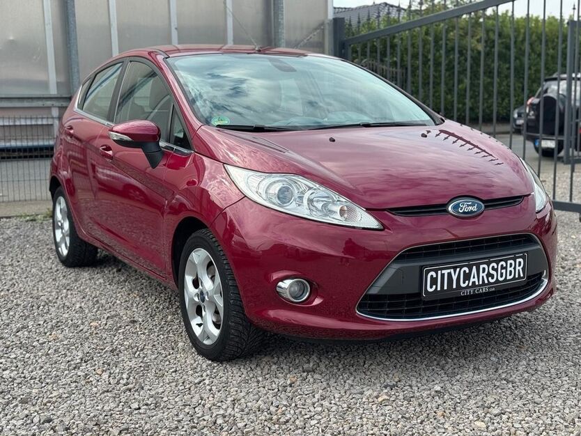 Ford Fiesta 64.000 km 6.299 € Düren-Merken 52353