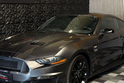 Ford Mustang 52.000 km 33.950 &euro; Jülich 52428