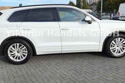 VW Touareg 18.500 km 62.900 &euro; Alsdorf (Nordrhein-Westfalen) 52477