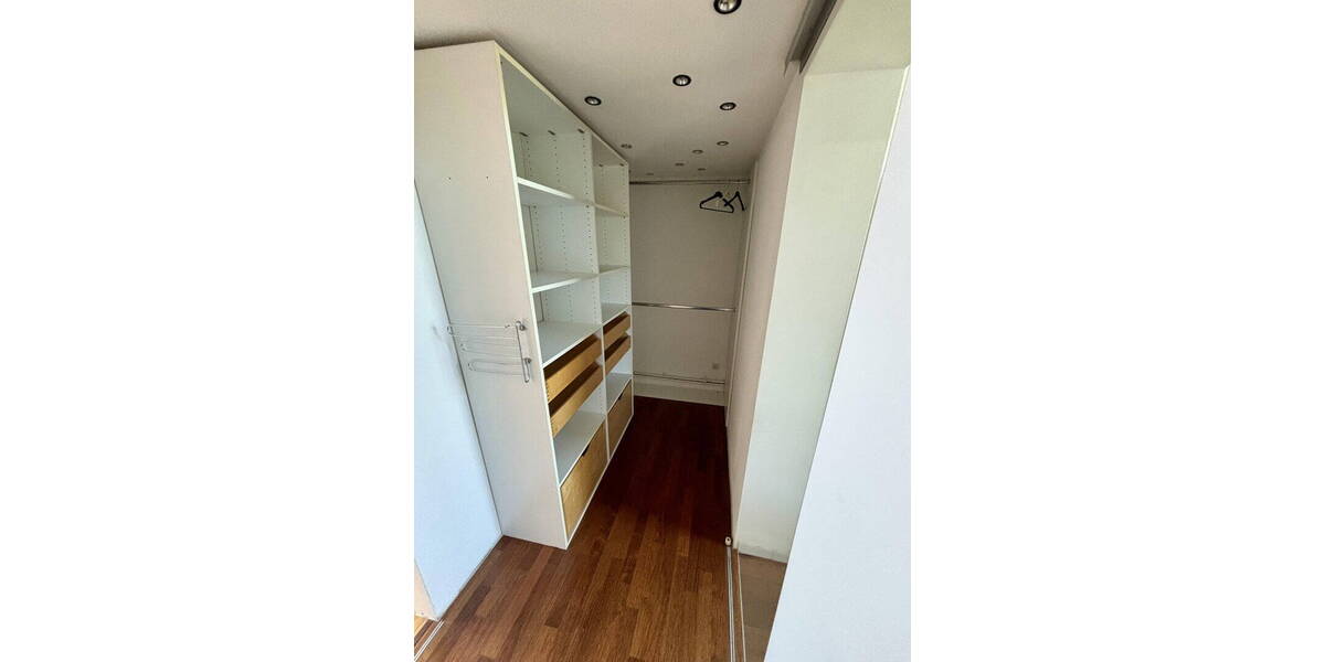 Etagenwohnung Aachen Aachen-Mitte - 4 Zimmer, 140 m&sup2;, 1.680&euro; | Angebot:26764524