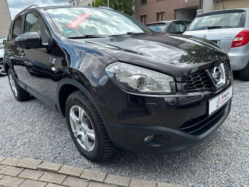 Nissan Qashqai 193.272 km 7.350 € Aachen 52080