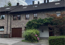 großflächiges Reihenmittelhaus in Büsbach