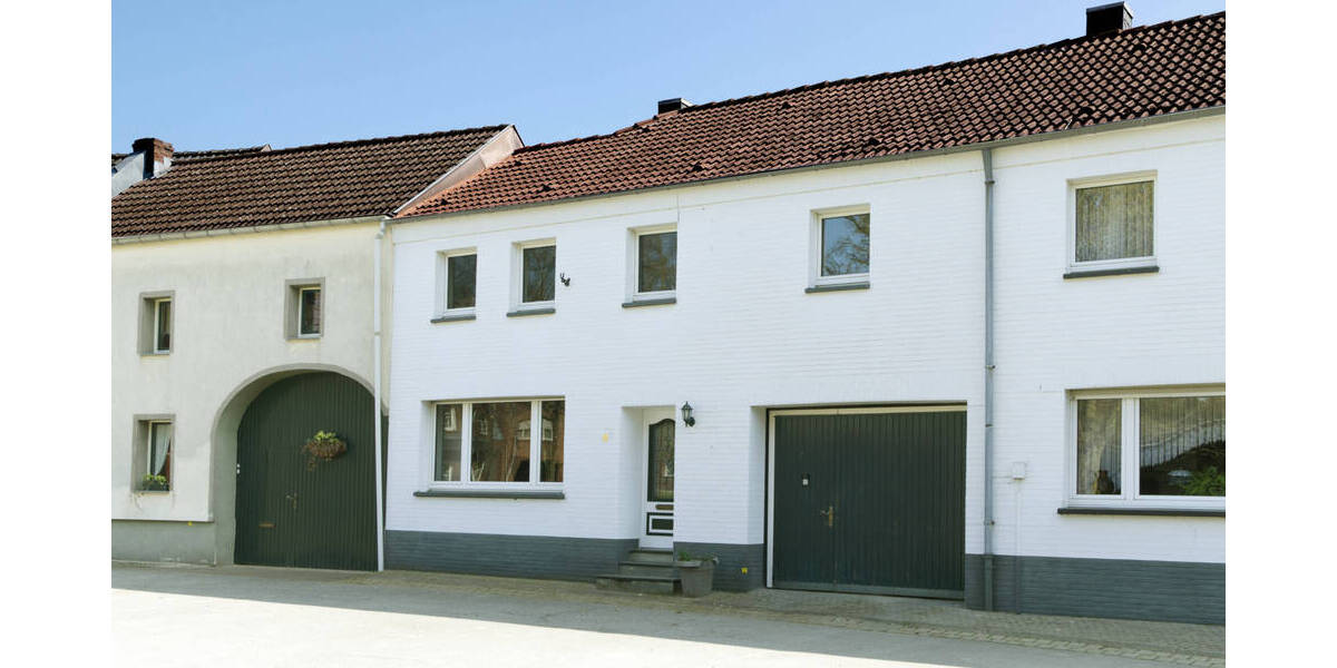 Liebevoll saniertes Einfamilienhaus mit Innenhof und ganz besonderem Charme in Gangelt - Hastenrath! 6 zimmer