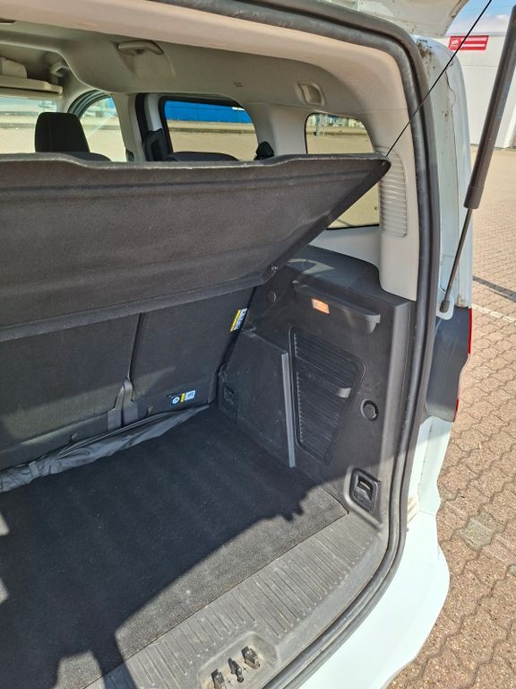 Ford Tourneo Courier 72.000 km 10.500 € Linnich 52441