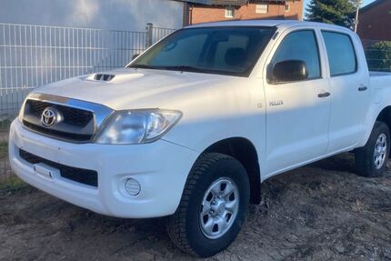 Toyota Hilux 88.000 km 14.875 € Heinsberg 52525