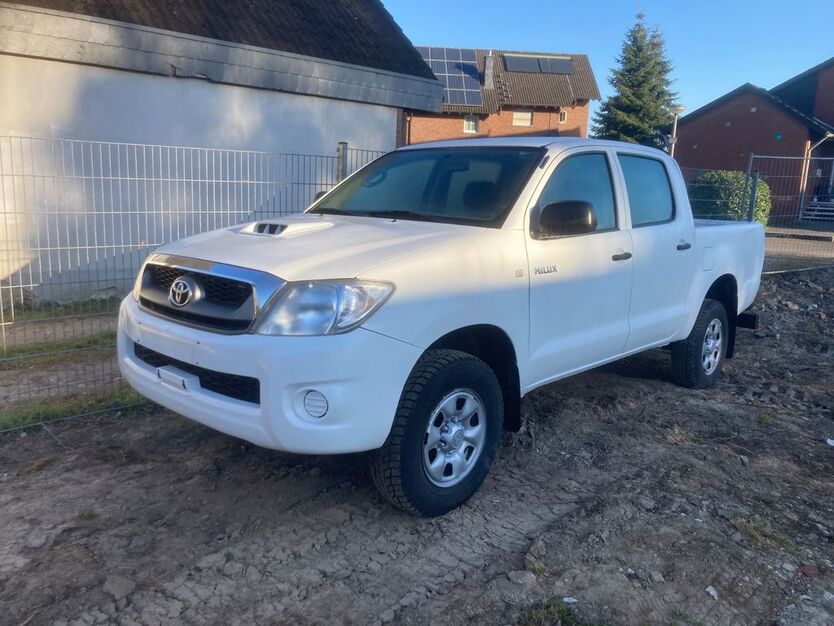 Toyota Hilux 88.000 km 14.875 € Heinsberg 52525