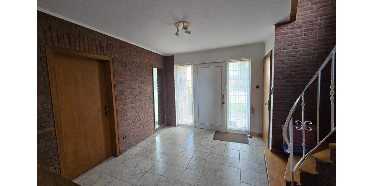 Einfamilienhaus Geilenkirchen - 5 Zimmer, 110 m&sup2;, 1.200&euro; | Angebot:26135307