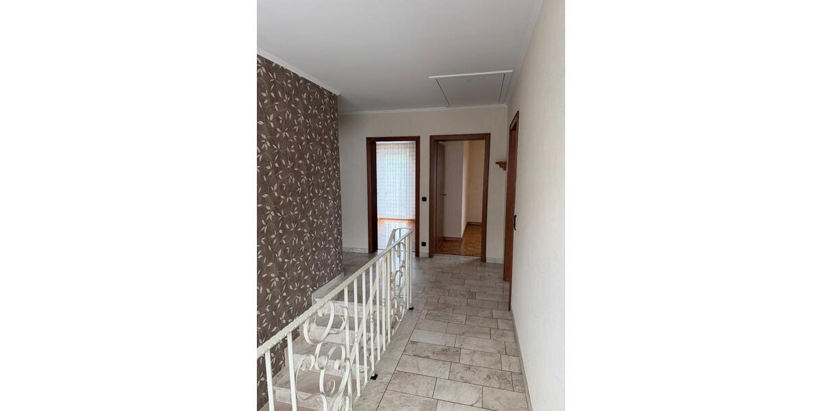 Reihenhaus Niederzier - 1 Zimmer, 120 m&sup2;, 295.000&euro; | Angebot:27176240