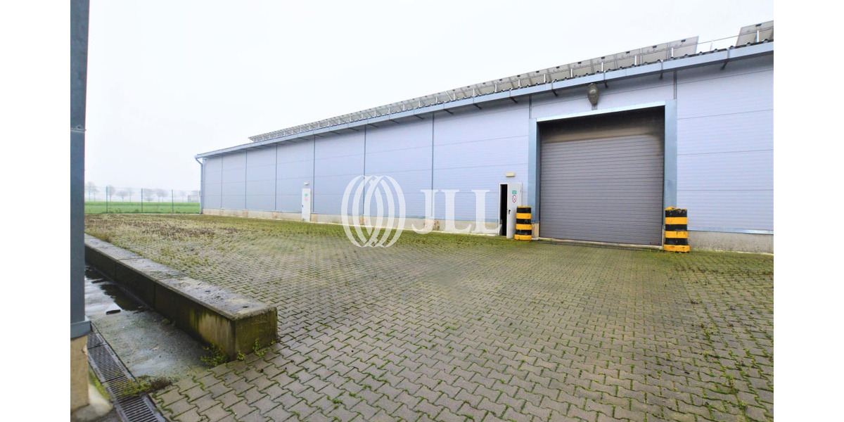 Grenznahe Lagerhalle zu den Niederlanden und Belgien - Ankauf über JLL zimmer