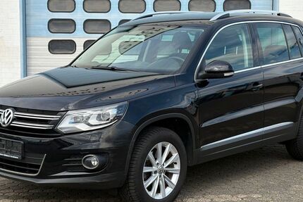 VW Tiguan 128.000 km 7.900 &euro; Düren 52353