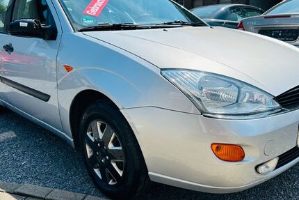 Ford Focus 124.594 km 1.250 &euro; Aachen 52080