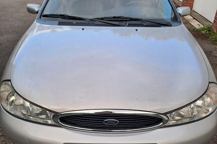 Ford Mondeo 28.500 km 3.490 € Aachen 52066