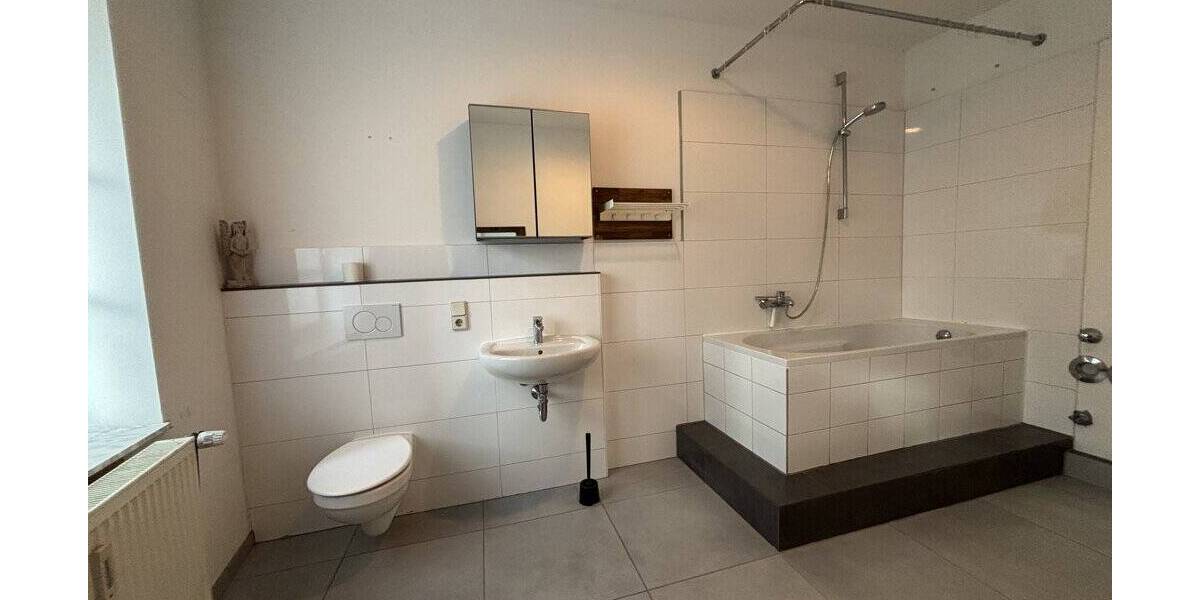 Etagenwohnung Aachen Horbach - 5 Zimmer, 131 m&sup2;, 229.000&euro; | Angebot:26192203