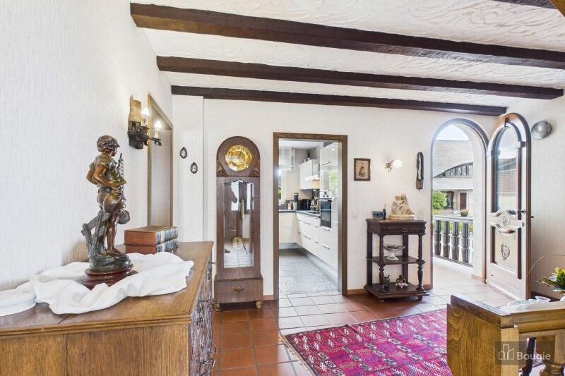 Stilvolles Einfamilienhaus mit modernem Komfort und klassischem Charme