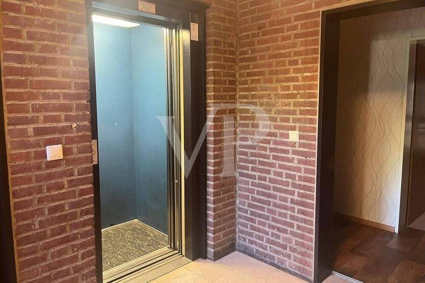 Zwei-Zimmerwohnung im Herzen von Aachen - ruhige Lage mit Aufzug und Tiefgaragenstellplatz