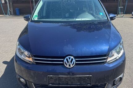 VW Touran 205.000 km 7.900 &euro; Alsdorf 52477