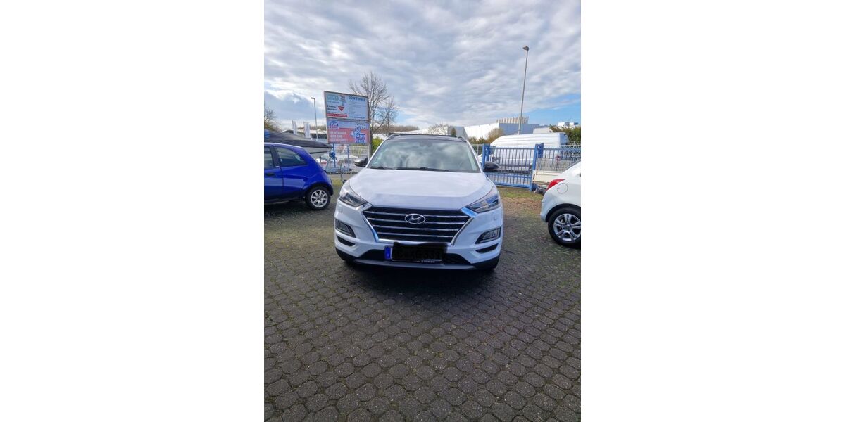Hyundai TUCSON 170.000 km 14.700 &euro; Geilenkirchen 52511