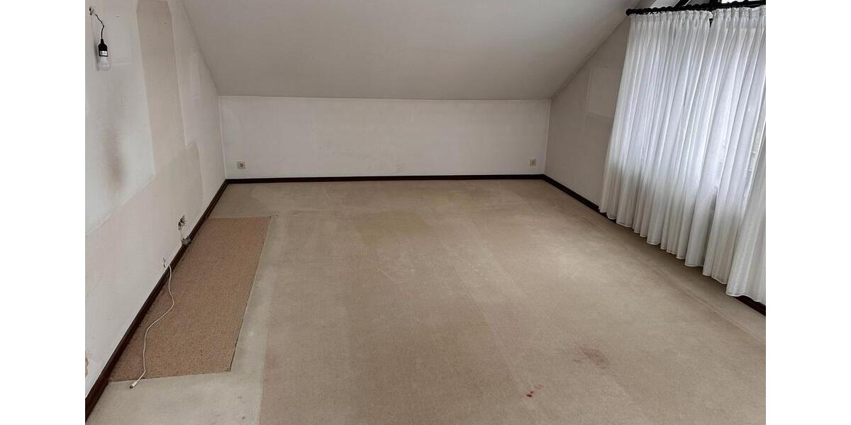Dachgeschoßwohnung Aachen Aachen-Mitte - 2 Zimmer, 99 m&sup2;, 325.000&euro; | Angebot:27209201