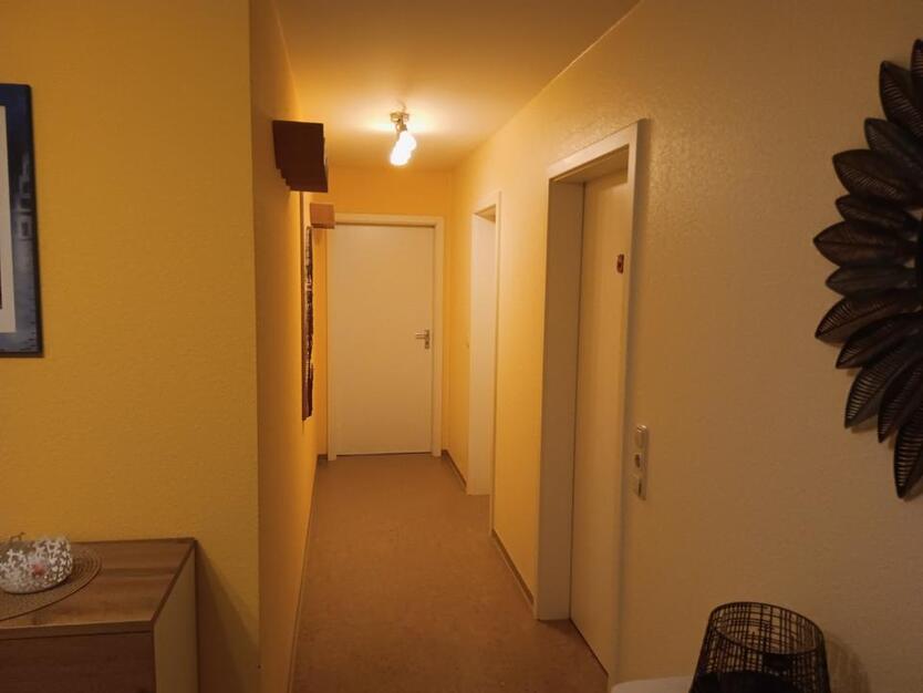 Helle 4-Zimmer-Wohnung mit Balkon, Garage in Eschweiler-Weisweile zimmer
