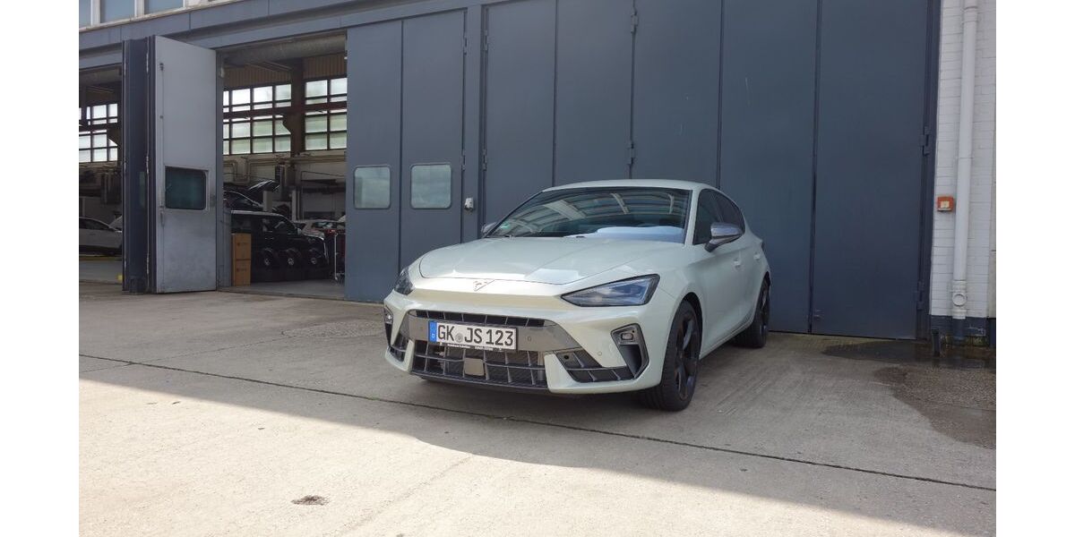 Cupra Leon 6.666 km 34.990 &euro; Geilenkirchen 52511