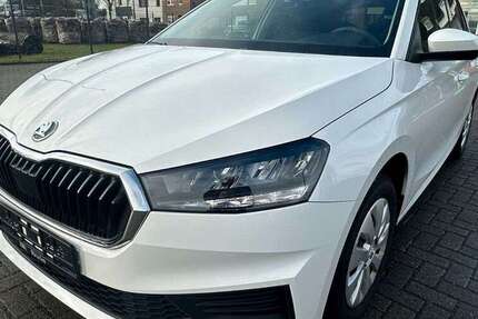 Skoda Fabia 36.000 km 13.499 &euro; Würselen / Aachen 52146