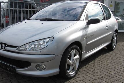 Peugeot 206 129.955 km 2.699 € Düren 52353