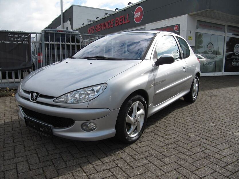 Peugeot 206 129.955 km 2.699 € Düren 52353