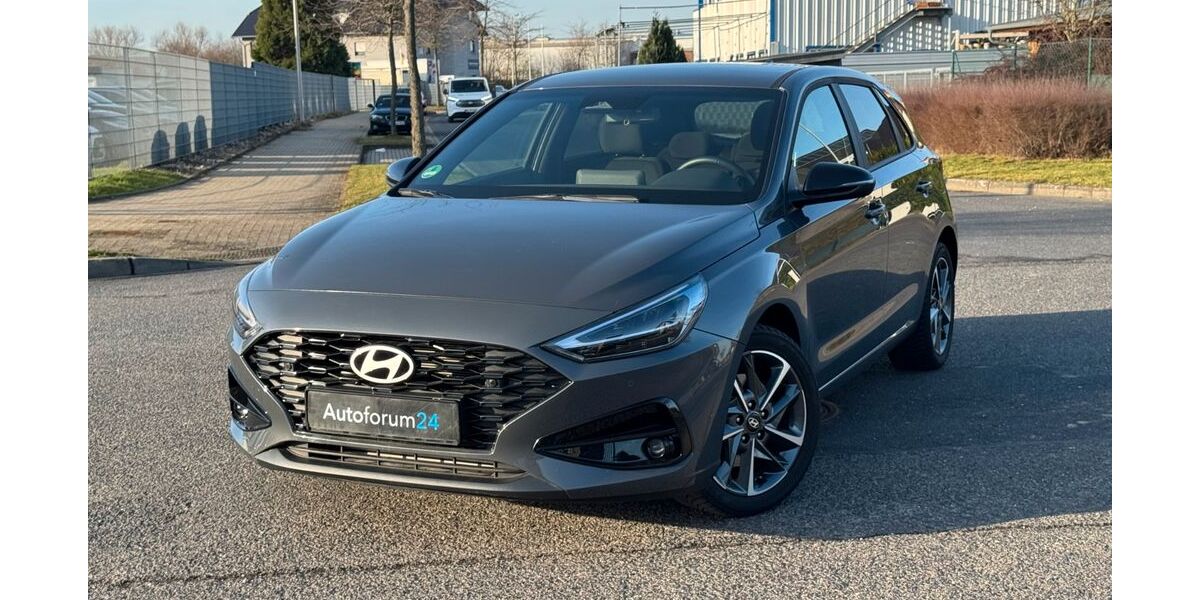 Hyundai i30 14.000 km 20.999 &euro; Jülich 52428