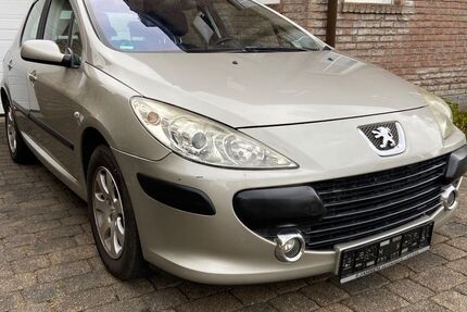 Peugeot 307 254.000 km 2.450 € Übach Palenberg 52531