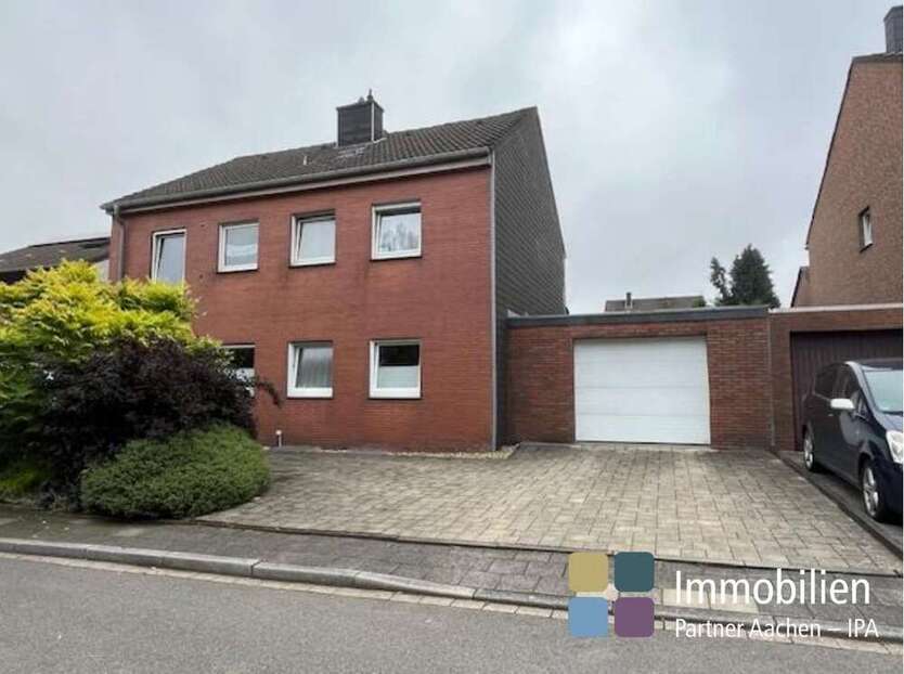 Haus zum Kaufen in Eschweiler Kinzweiler 385.000 € 144 m²