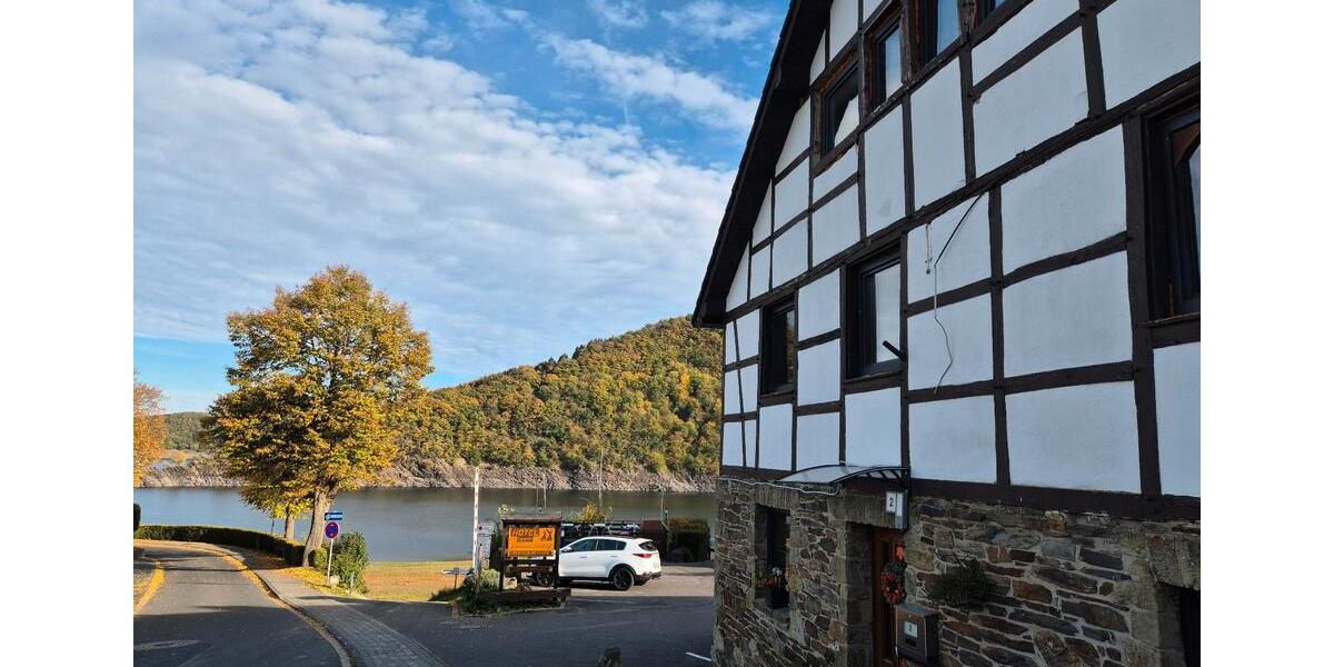traumhafte Studio Wohnung direkt am Rursee zu vermieten 2 zimmer