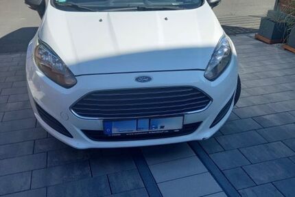 Ford Fiesta 99.000 km 3.800 &euro; Düren 52349