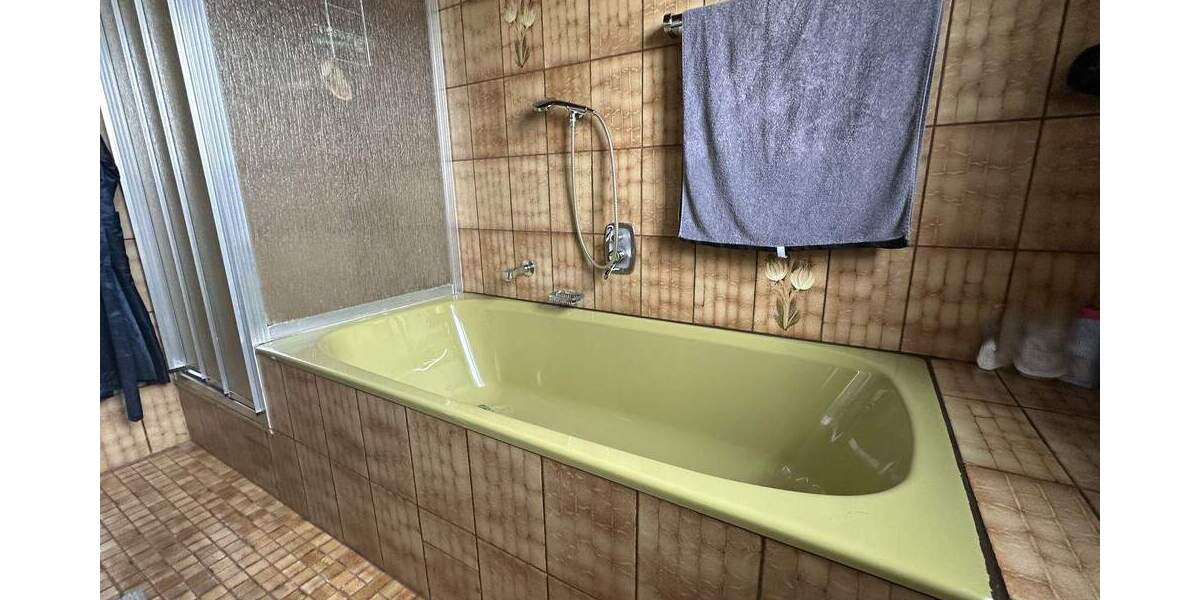 Schickes, modernes 2-Familienhaus mit drei Garagen in 52382 Niederzier 8 zimmer