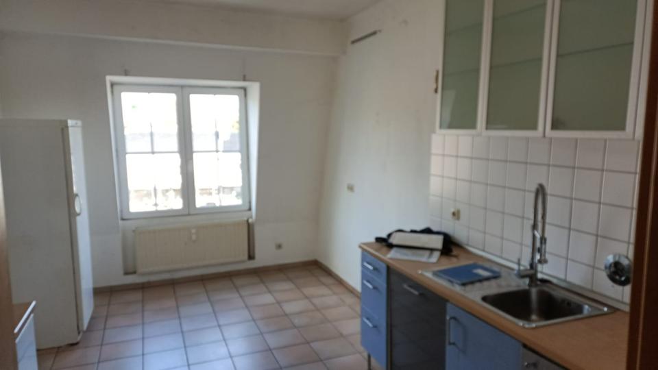 Etagenwohnung Baesweiler - 5 Zimmer, 180 m&sup2;, 1.290&euro; | Angebot:25641520