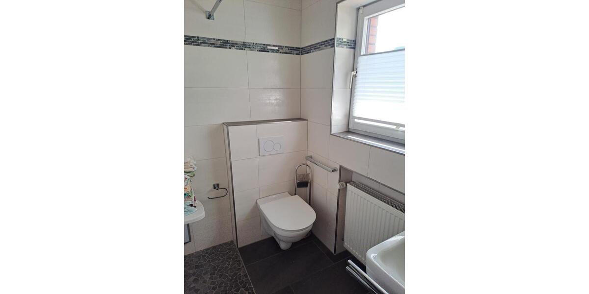 Einfamilienhaus Düren Rölsdorf - 7 Zimmer, 200 m&sup2;, 1.750&euro; | Angebot:26229005