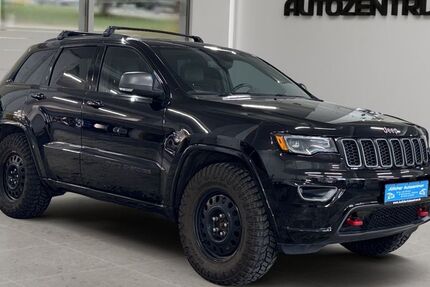 Jeep Grand Cherokee 73.669 km 32.490 &euro; Jülich 52428