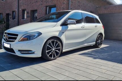 Mercedes-Benz B 200 213.000 km 7.400 &euro; Selfkant 52538